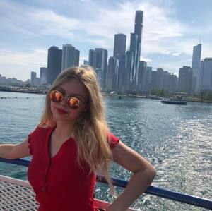 Meet your Posher, Lili